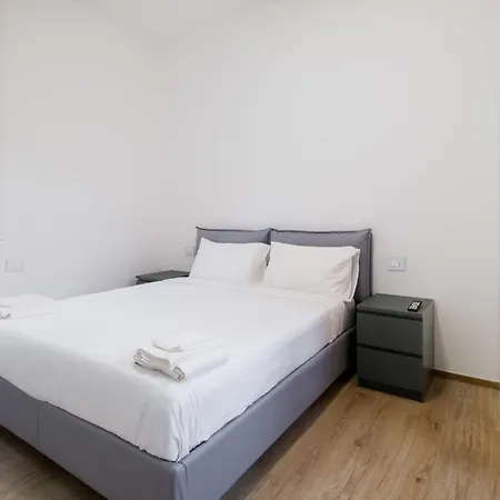 Apartment Homeby, Due Agosto Bologna