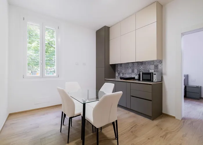 Homeby, Due Agosto *